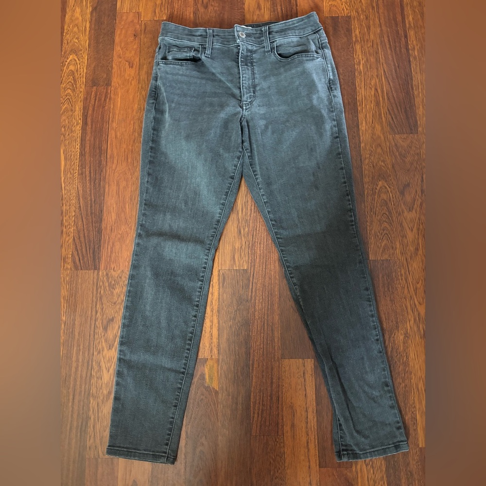Universal Thread Women's Charcoal High-Rise Skinny Jeans
